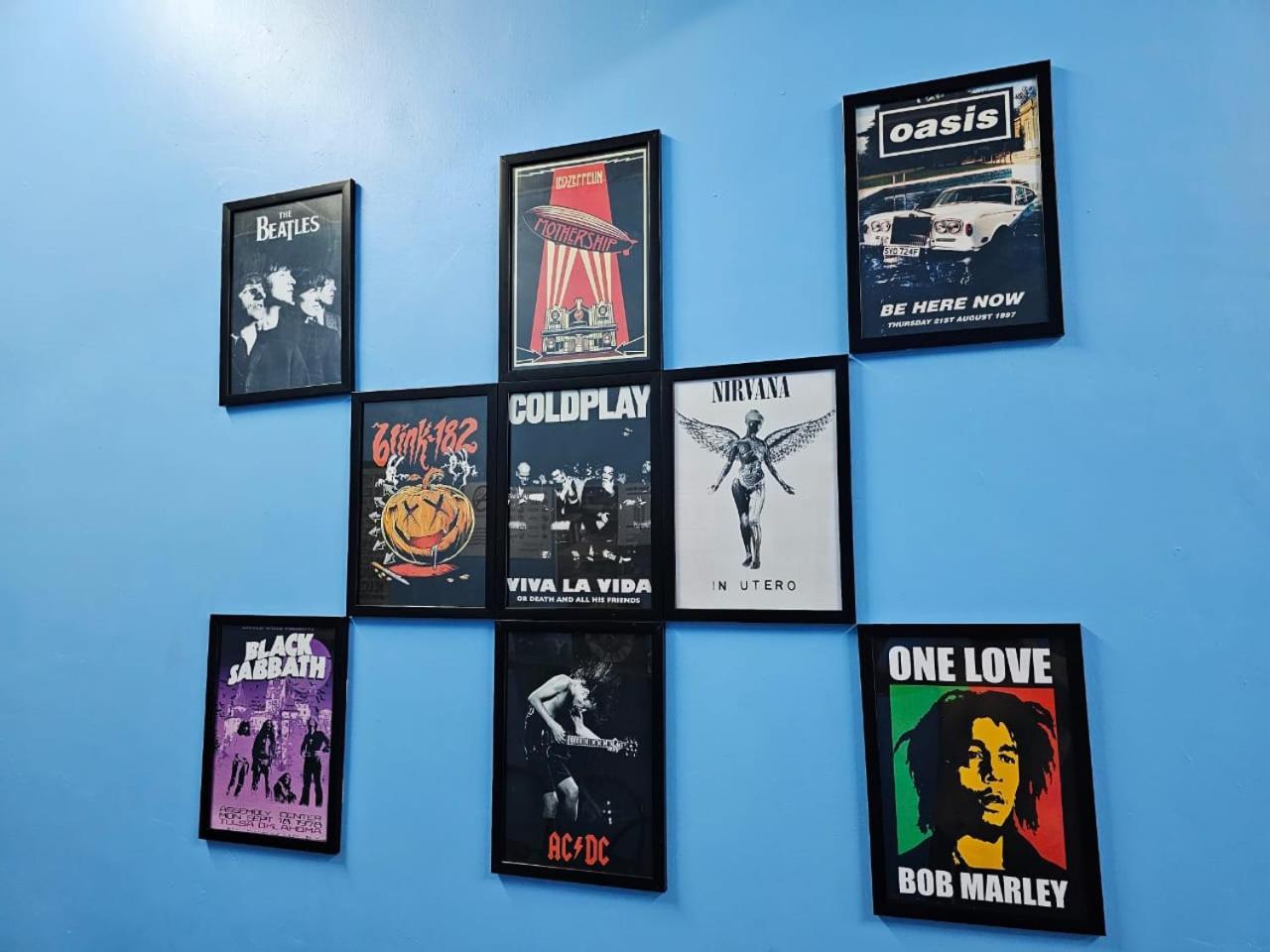 Shoplot Hostel Pangkor カンポン・パシール・ボガ エクステリア 写真