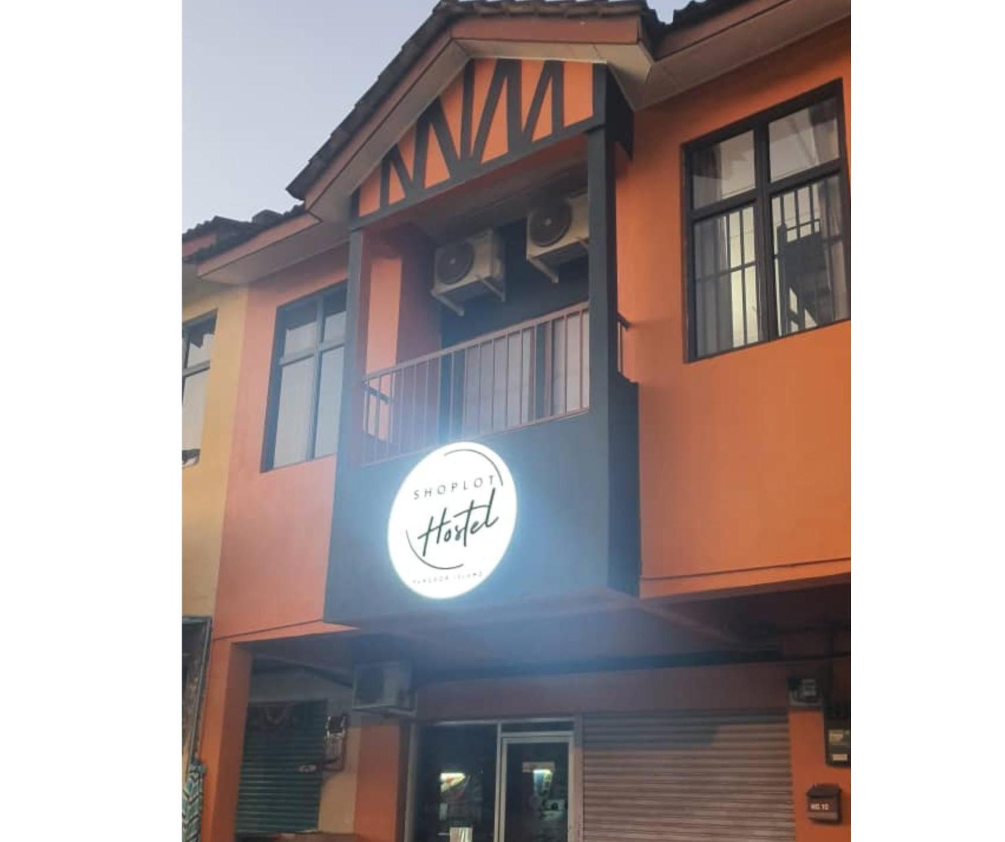 Shoplot Hostel Pangkor カンポン・パシール・ボガ エクステリア 写真
