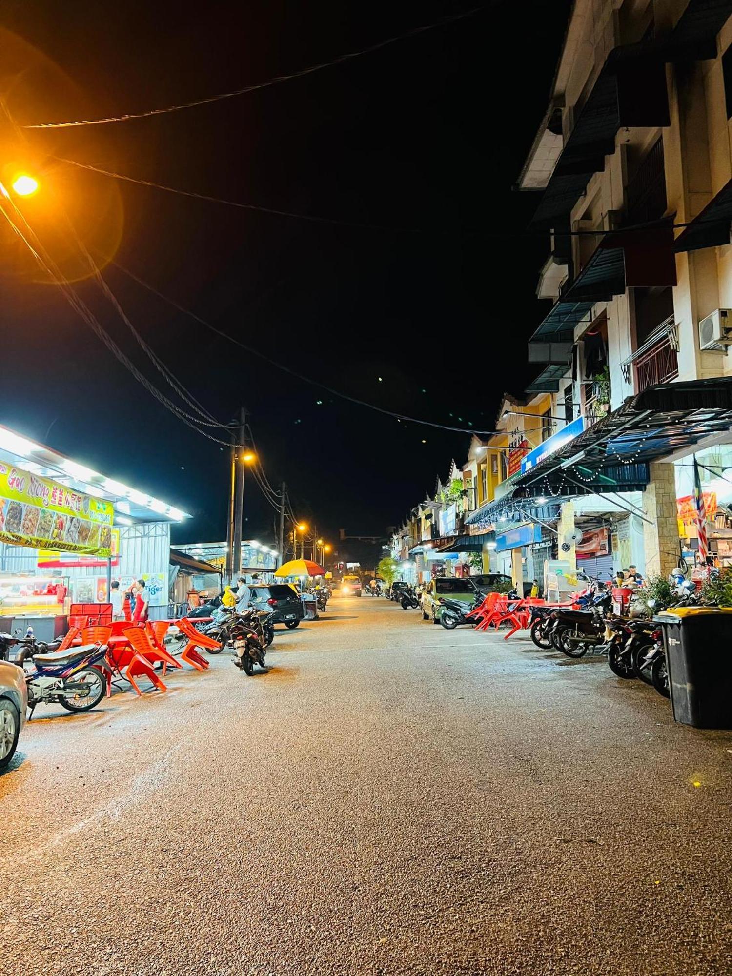 Shoplot Hostel Pangkor カンポン・パシール・ボガ エクステリア 写真