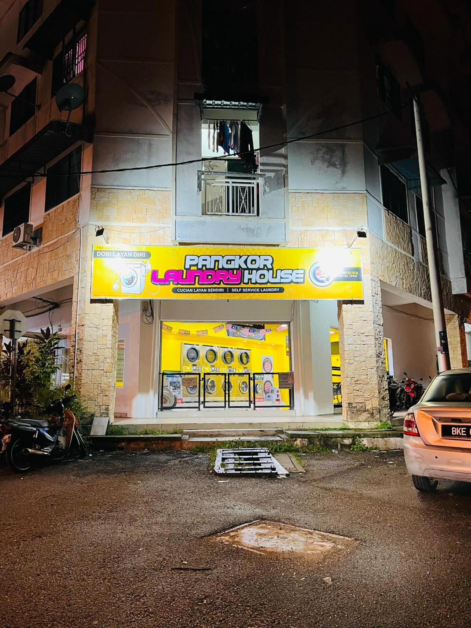 Shoplot Hostel Pangkor カンポン・パシール・ボガ エクステリア 写真